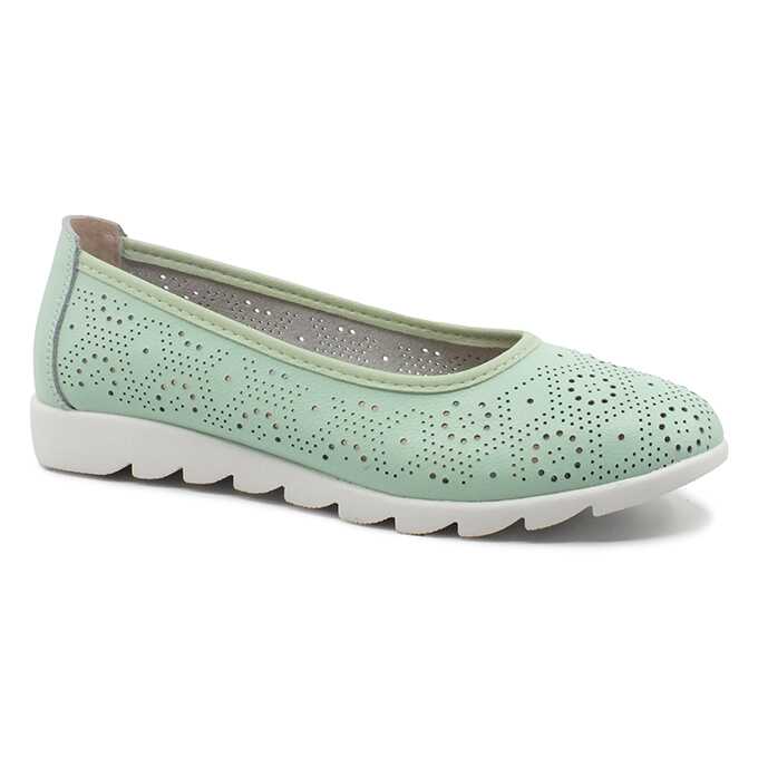 Balerini cu perforatii pentru dama Maria Conti