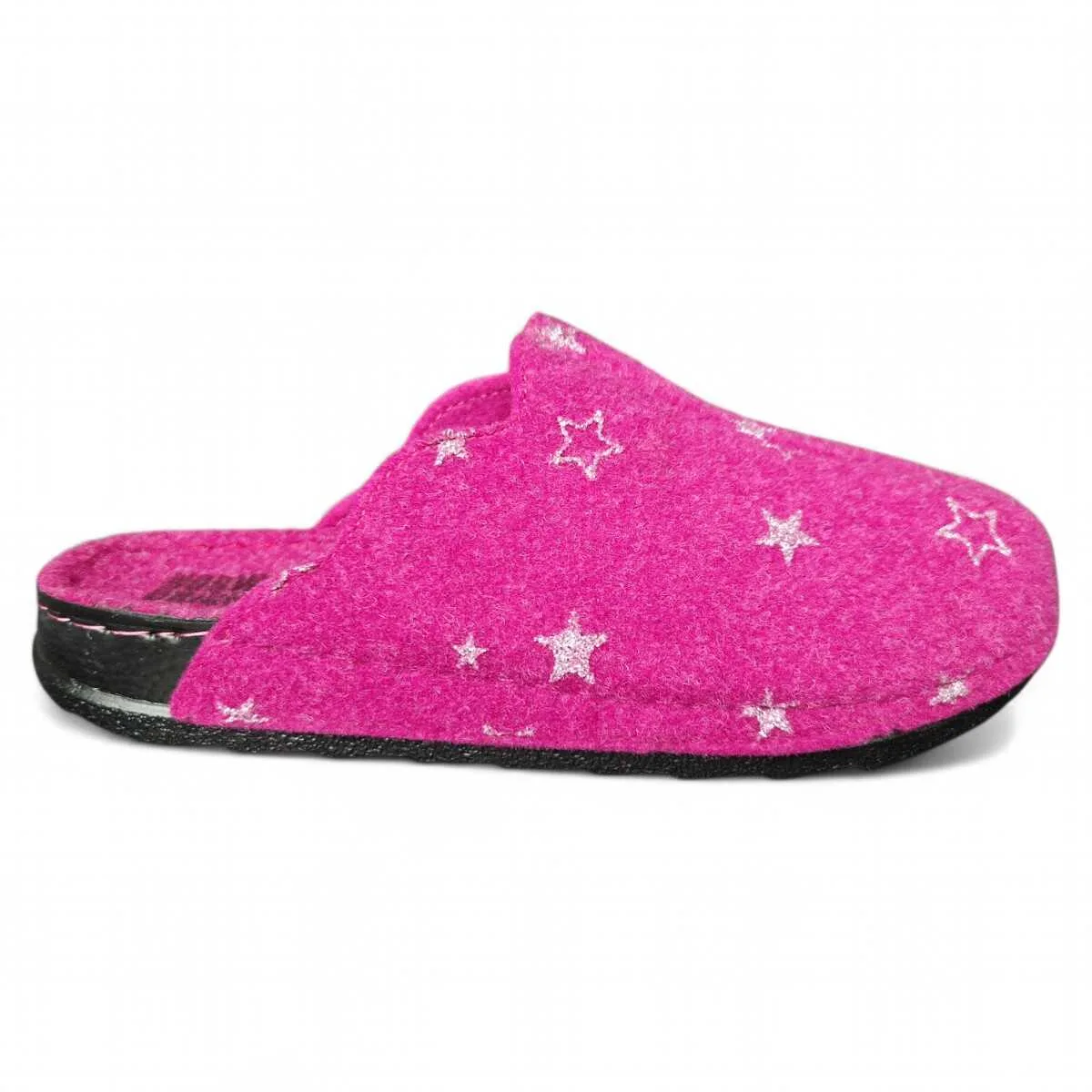 Papuci de casa dama – Confort si caldura in stil clasic